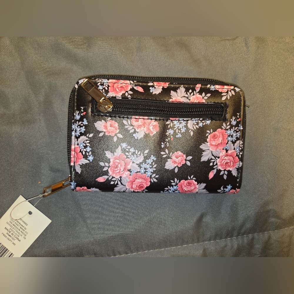 Floral Patterned Wallet - Picture 2 of 3
